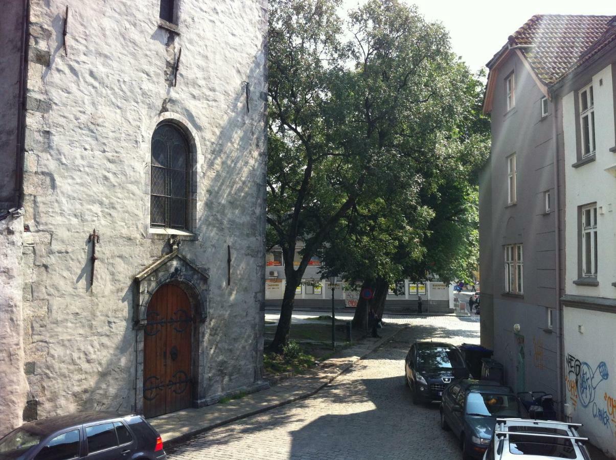 Central Location In The Heart Of Historic Bergen Luaran gambar