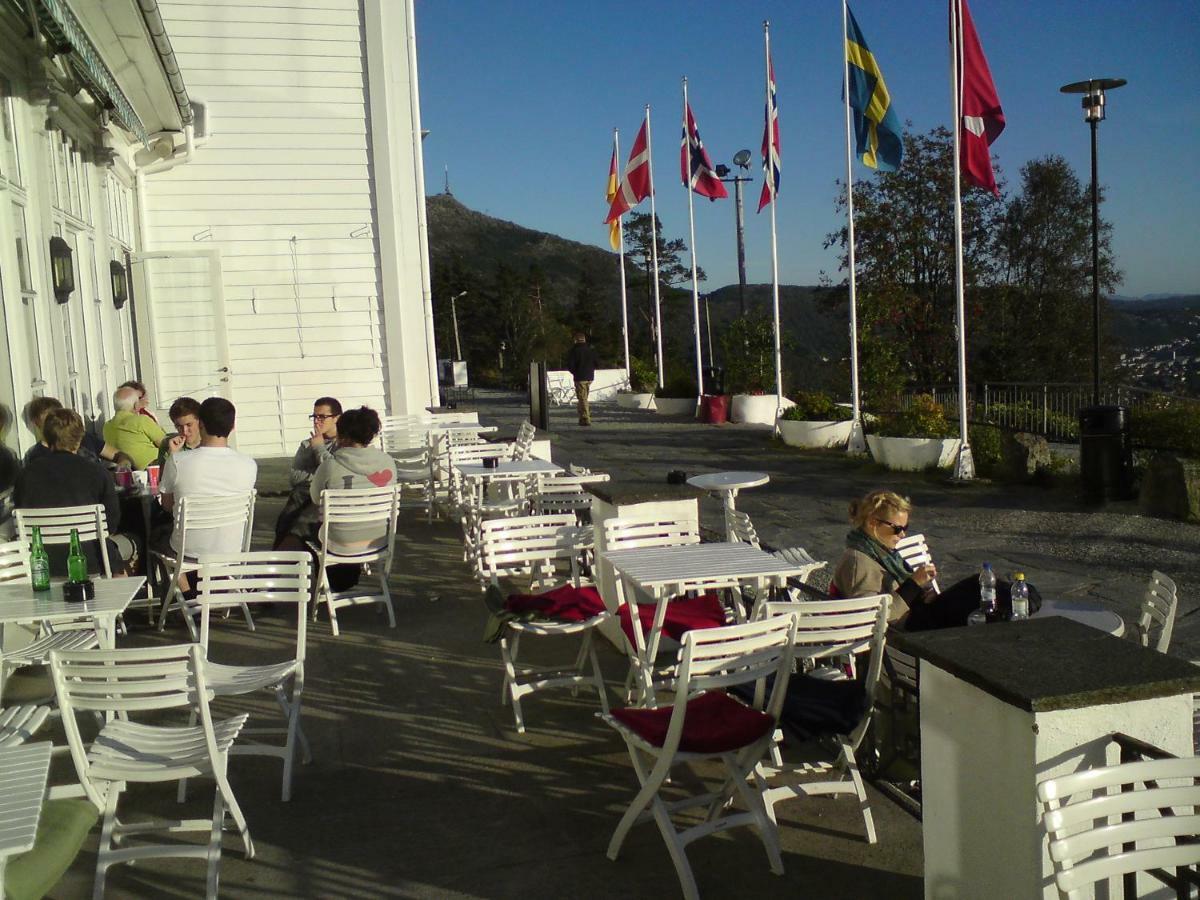Central Location In The Heart Of Historic Bergen Luaran gambar